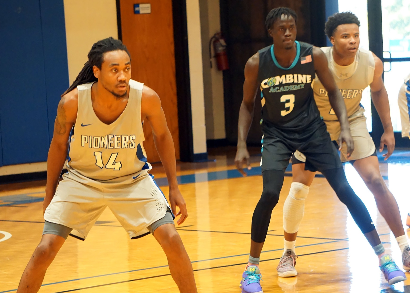 Men's Basketball Win on Homecoming 113-45