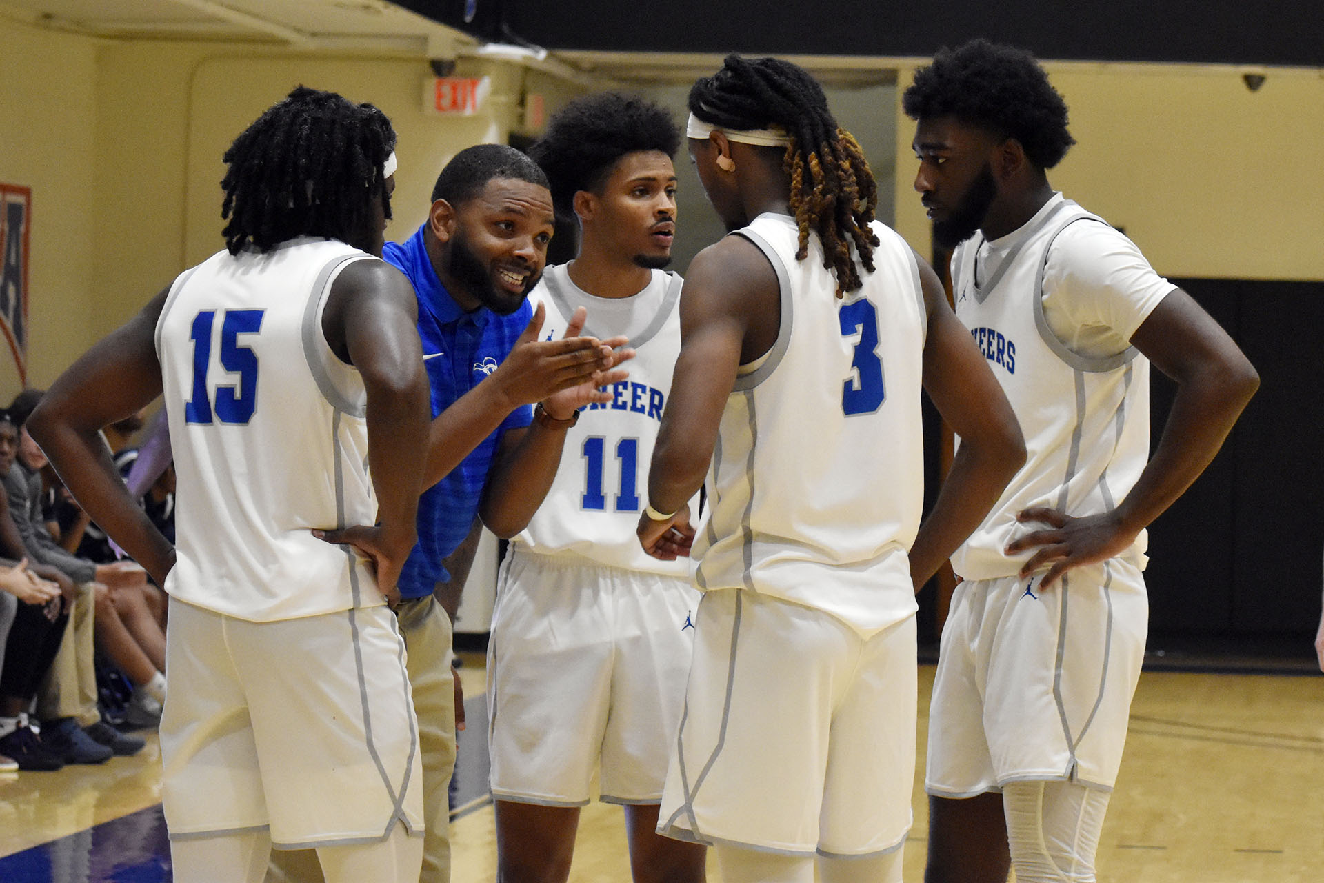 Pioneers Lose Home Opener to Montreat, 113-111 in Overtime