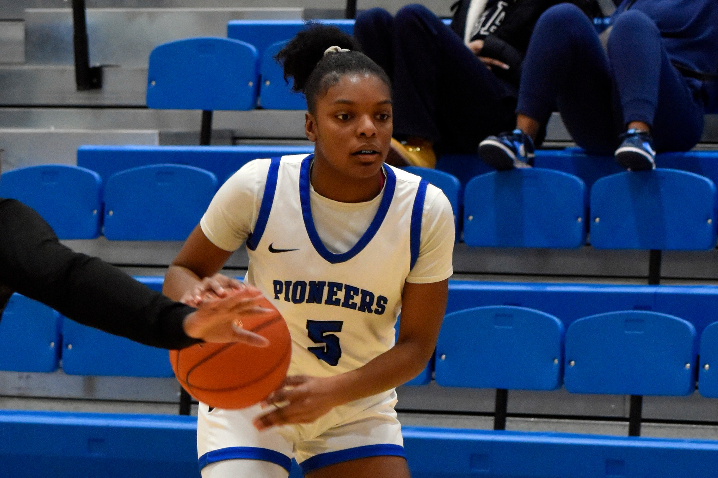 Pioneers Fall in Home Finale to Life, 78-59
