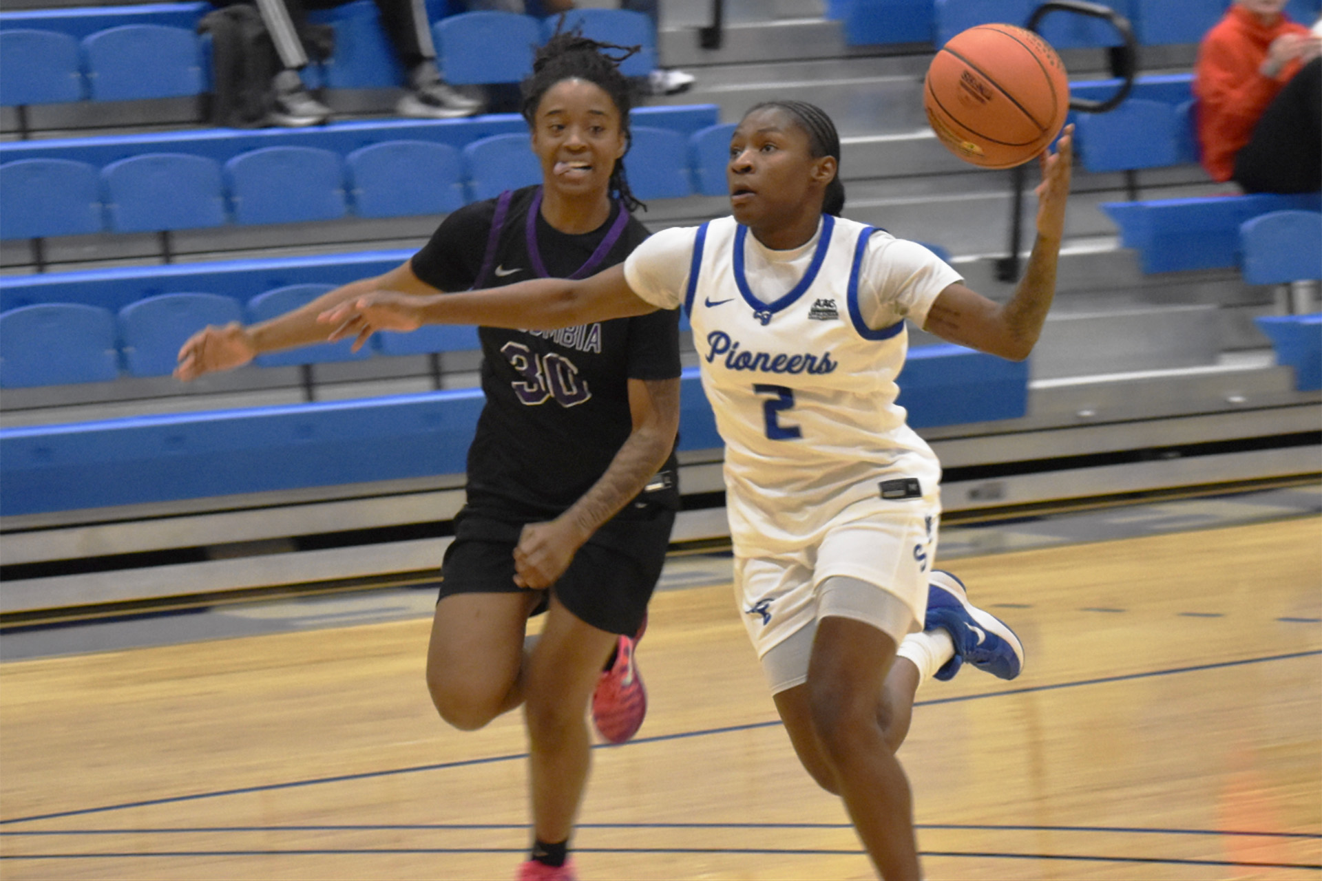 Pioneers Battle AAC Front-Runner Reinhardt in 79&ndash;52 Road Loss