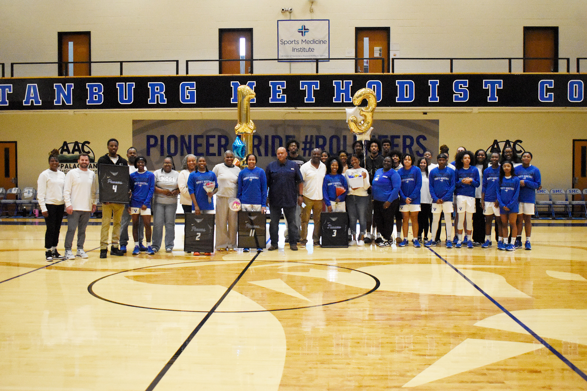 Senior Quartet Powers Pioneers Past Carolina in Regular-Season Finale