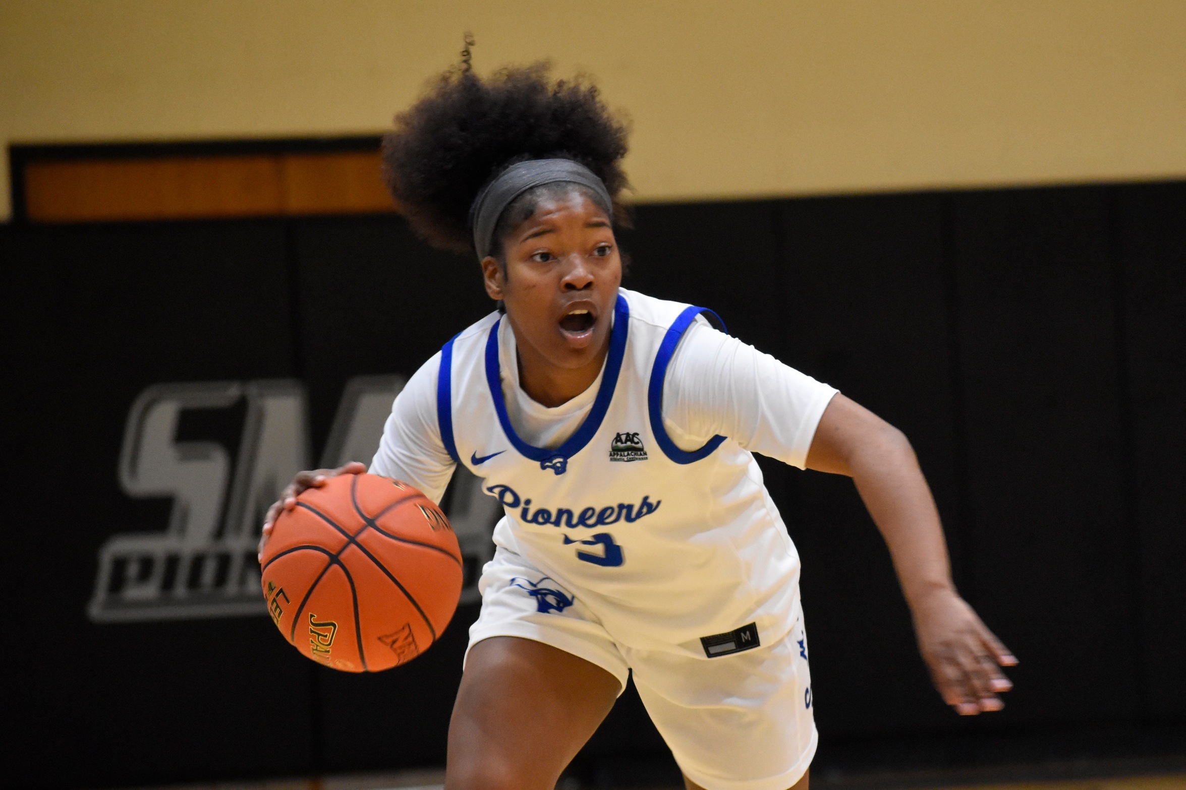 Pioneers Continue Surge with Road Win at Carolina