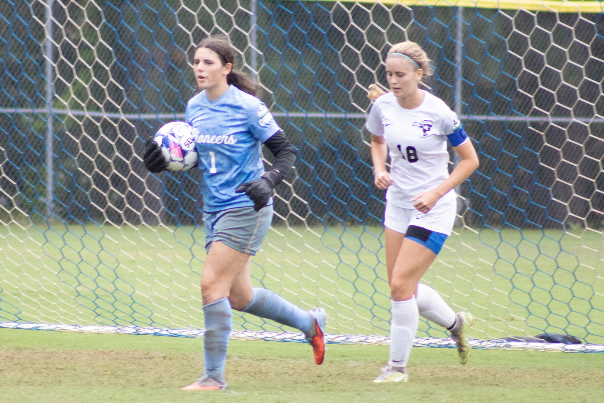 Photo by Jazlyn McCarter // SMC Sports Communications